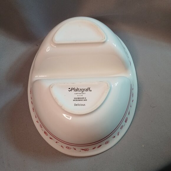 Pfaltzgraff Delicious 10" Oval Divided Vegtable Bowl Made in the USA Apples 2003 - Picture 2 of 8